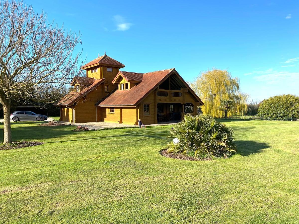 Vakantiehuis Norman Xxl 3 Stars 15' Drive To The And Perfect To Seminaries